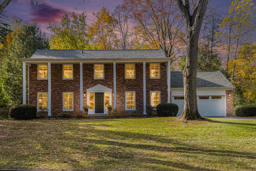 3075 Hunting Valley Drive, Ann Arbor, MI 48104 - Image #2