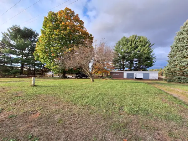 1384 W Chauvez, Scottville, MI 49454