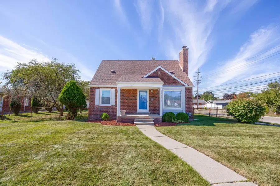 23373 Wilmot Avenue, Eastpointe, MI 48021 - Image #2