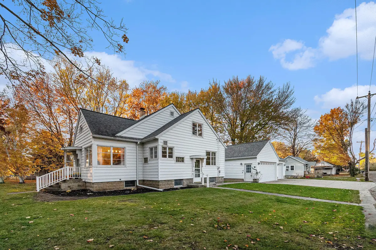 304 W Pine Street, Carson City, MI 48811 - Image #1