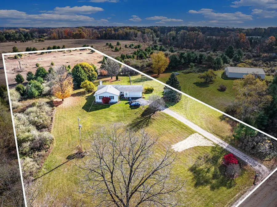 18898 Newcosta Avenue, Big Rapids, MI 49307 - Image #2