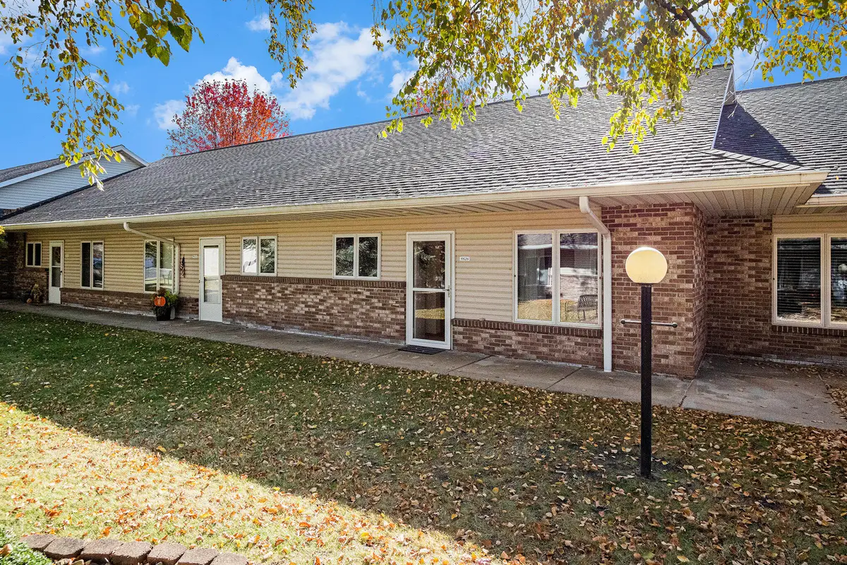 5526 Ivy Drive, Stevensville, MI 49127 - Image #1