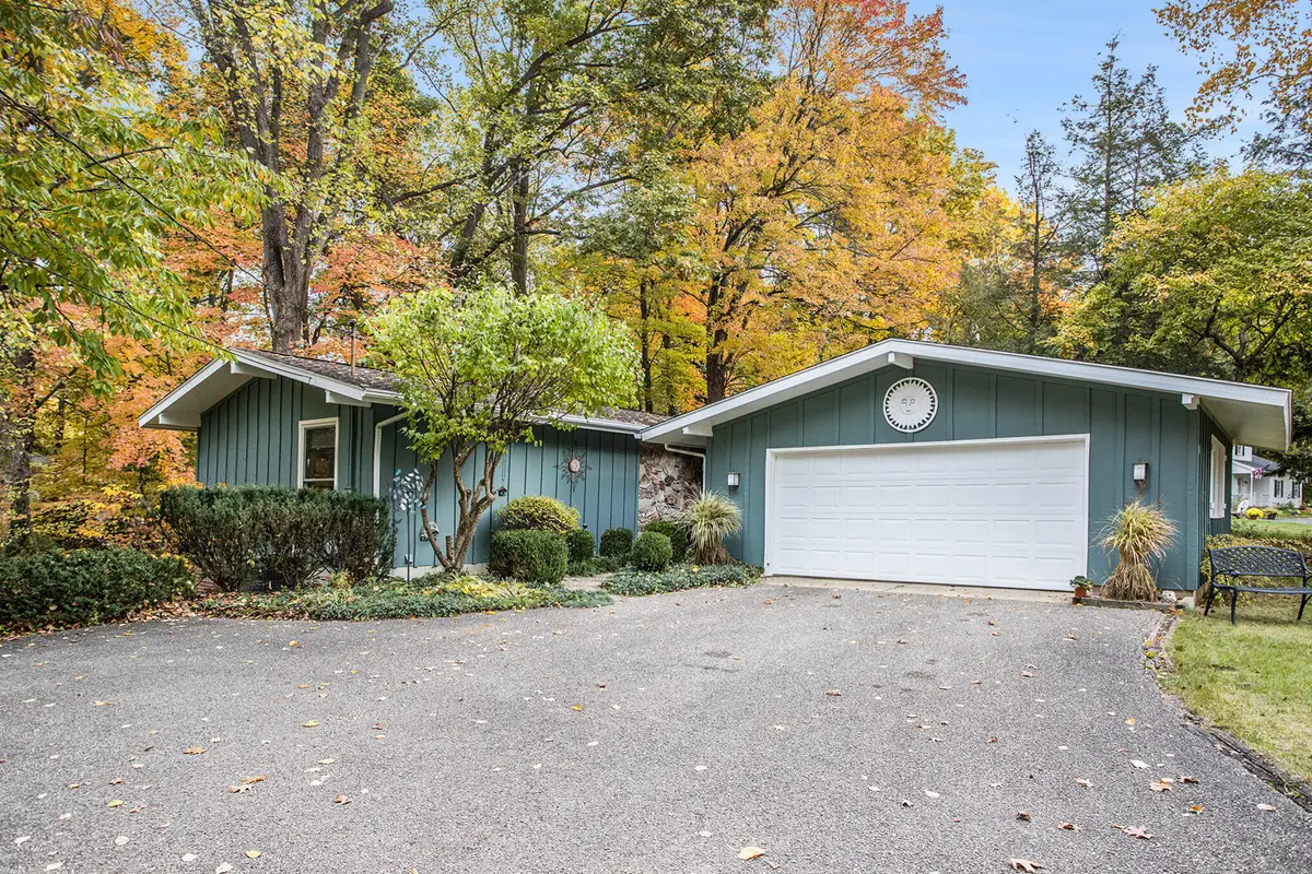 310 Horseshoe Court, Plainwell, MI 49080 - Image #1