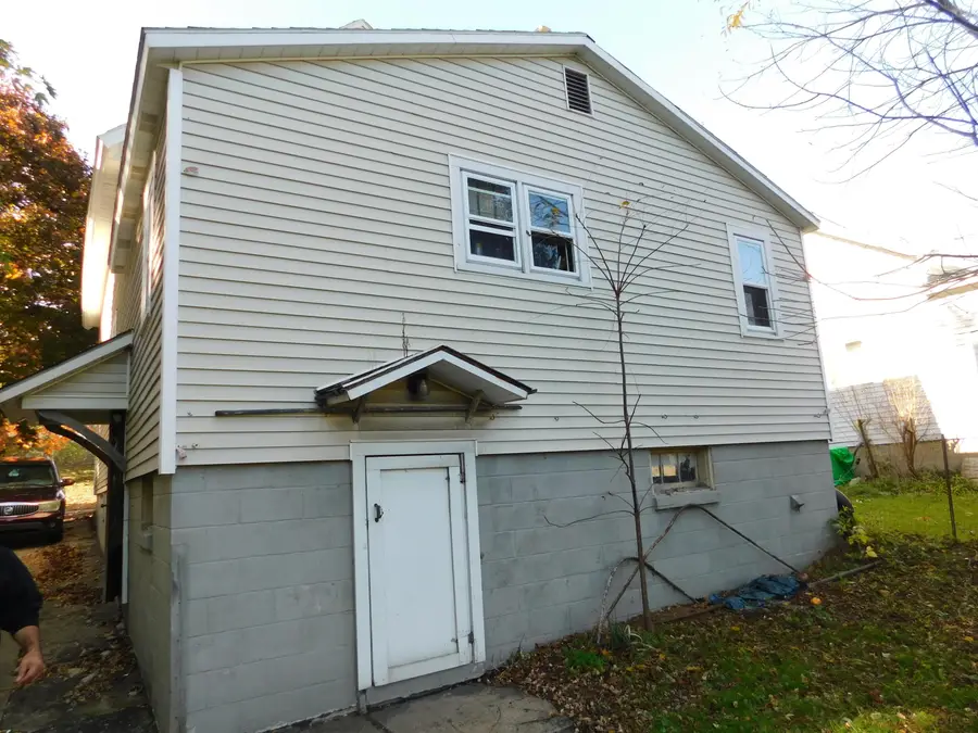 913 Kosciusko Street, Manistee, MI 49660 - Image #3