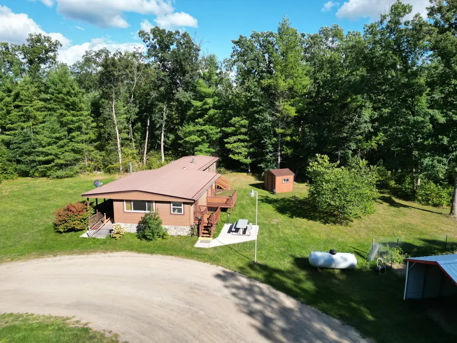 21161 W Gates Road, Howard City, MI 49329 - Image #3