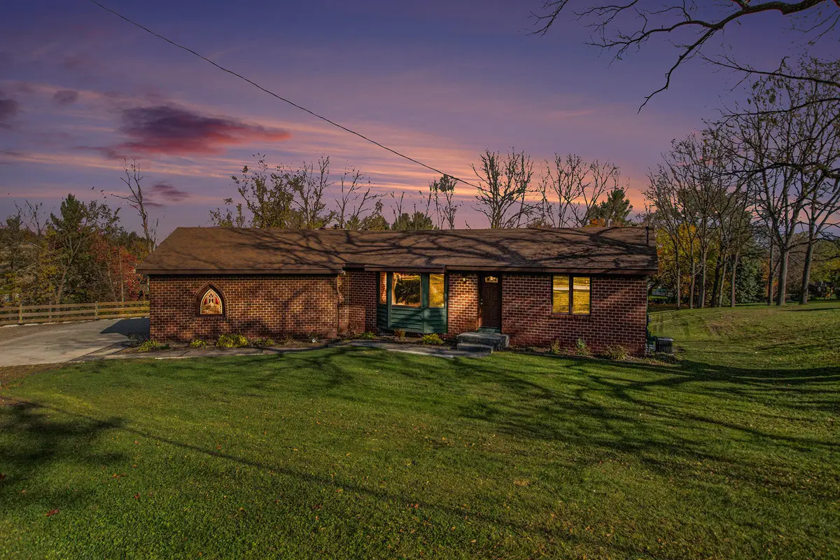 8482 Cottonwood Drive, Jenison, MI 49428 - Image #1