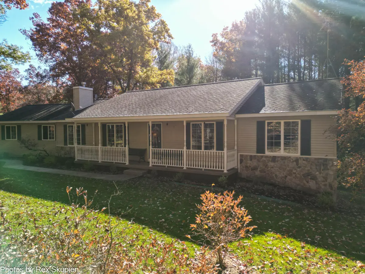 8110 S Basswood Drive, Newaygo, MI 49337 - Image #1
