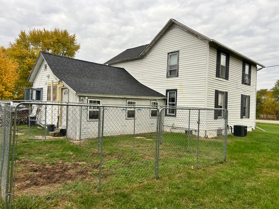 560 S Grand Street, Schoolcraft, MI 49087 - Image #3