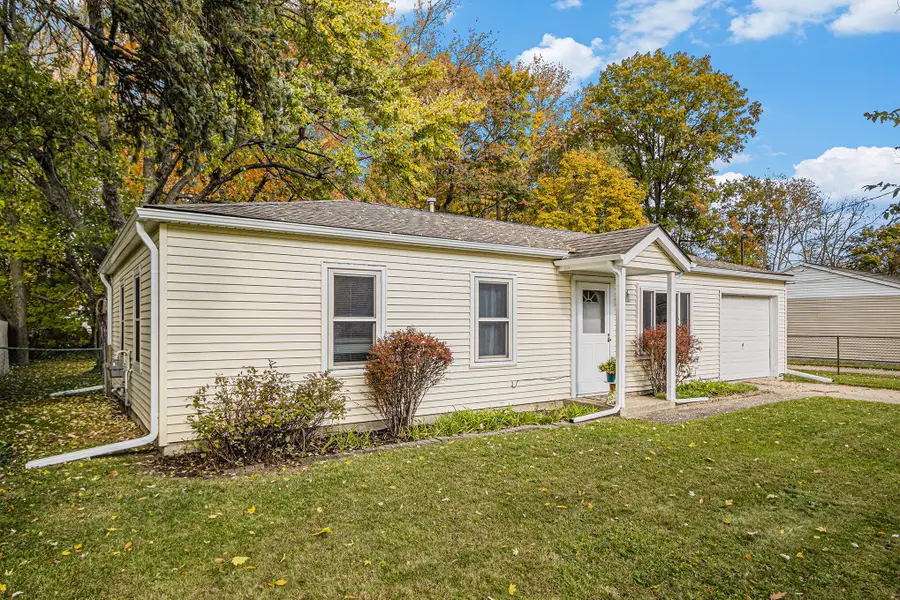 2423 Ashton Avenue, Kalamazoo, MI 49004 - Image #2