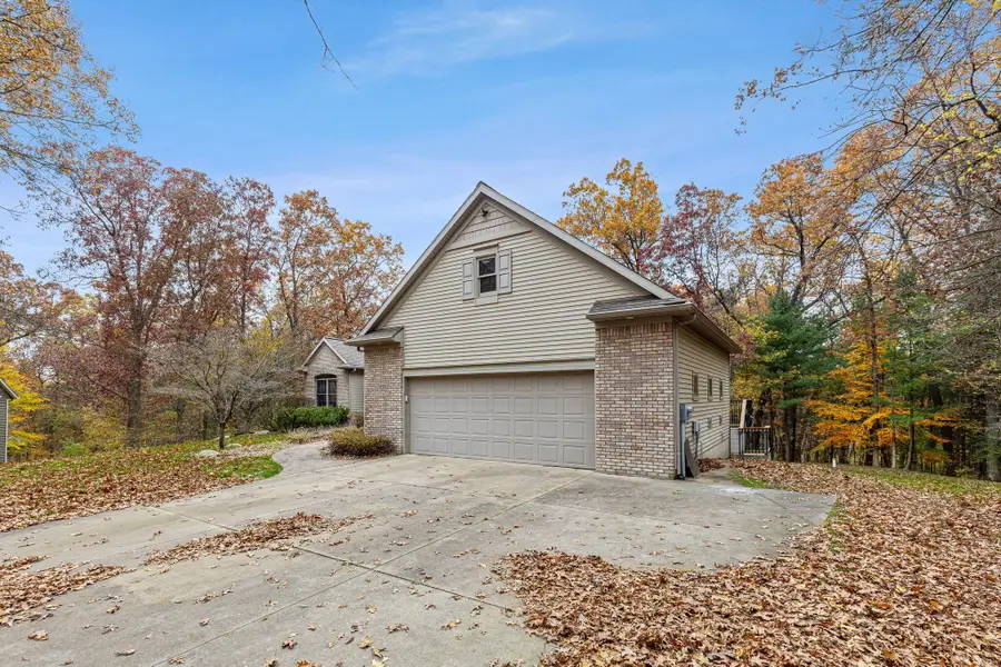 5240 Brookestone Drive Ne, Rockford, MI 49341 - Image #3