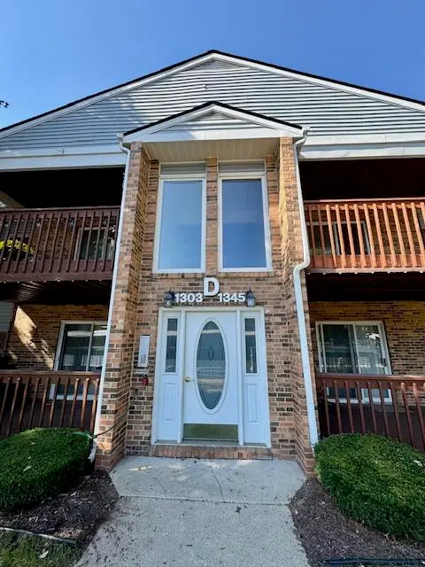 1309 Shoemaker Drive, Westland, MI 48185