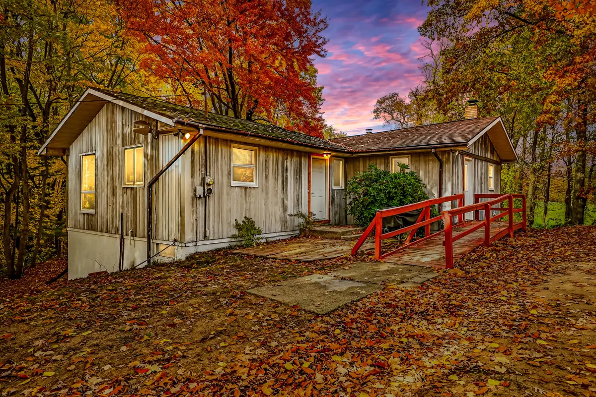 445 W 40th Street, Fremont, MI 49412 - Image #1