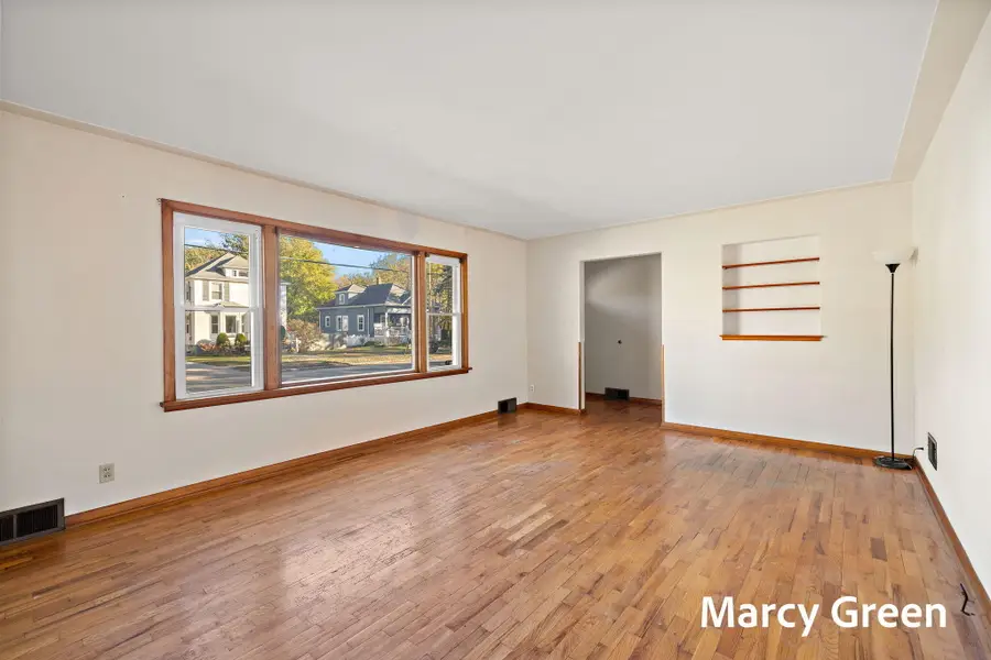 603 S Ferry Street, Grand Haven, MI 49417 - Image #3