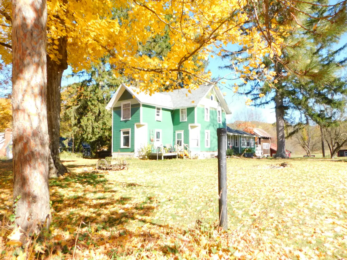 69217 51st Street, Lawrence, MI 49064 - Image #1