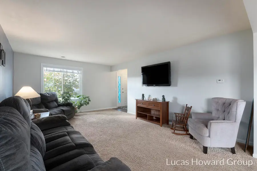 4655 Paris Ridge Avenue Se, Caledonia, MI 49316 - Image #3