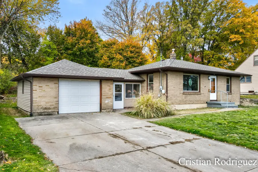 711 Fairfield Avenue Nw, Grand Rapids, MI 49504 - Image #3