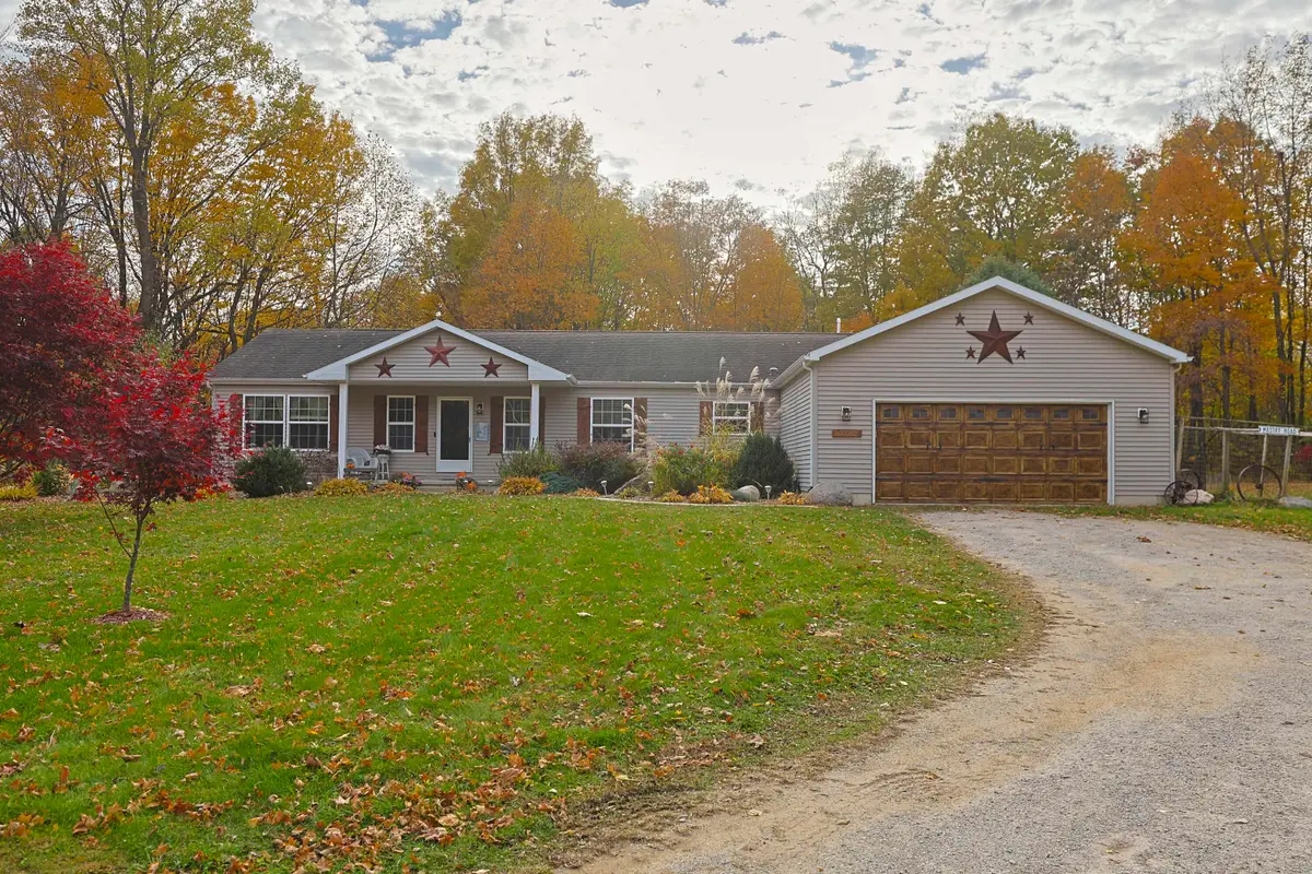 66082 Victoria Lane, Cassopolis, MI 49031 - Image #1