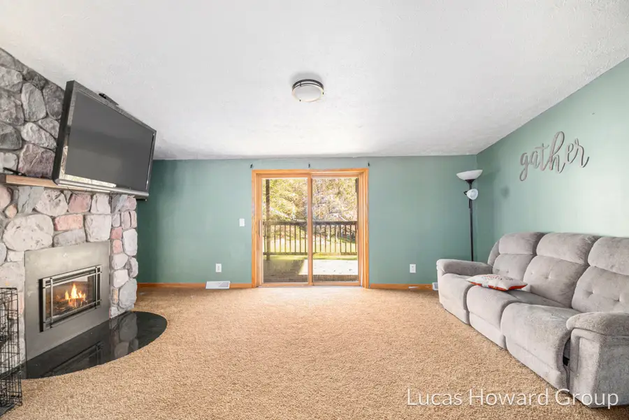 6928 Hubbardston Road, Hubbardston, MI 48845 - Image #2