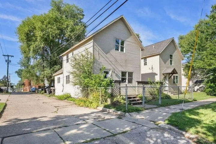 912 Market Street, Saint Joseph, MI 49085 - Image #1