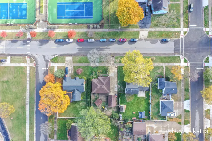 658 Van Raalte Avenue, Holland, MI 49423 - Image #3