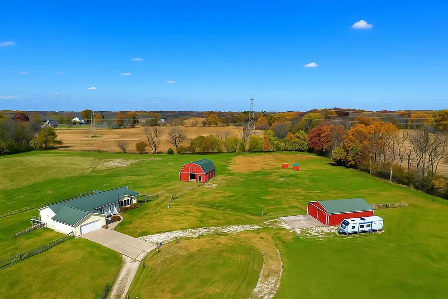 4314 W Hickory Road, Hickory Corners, MI 49060 - Image #3