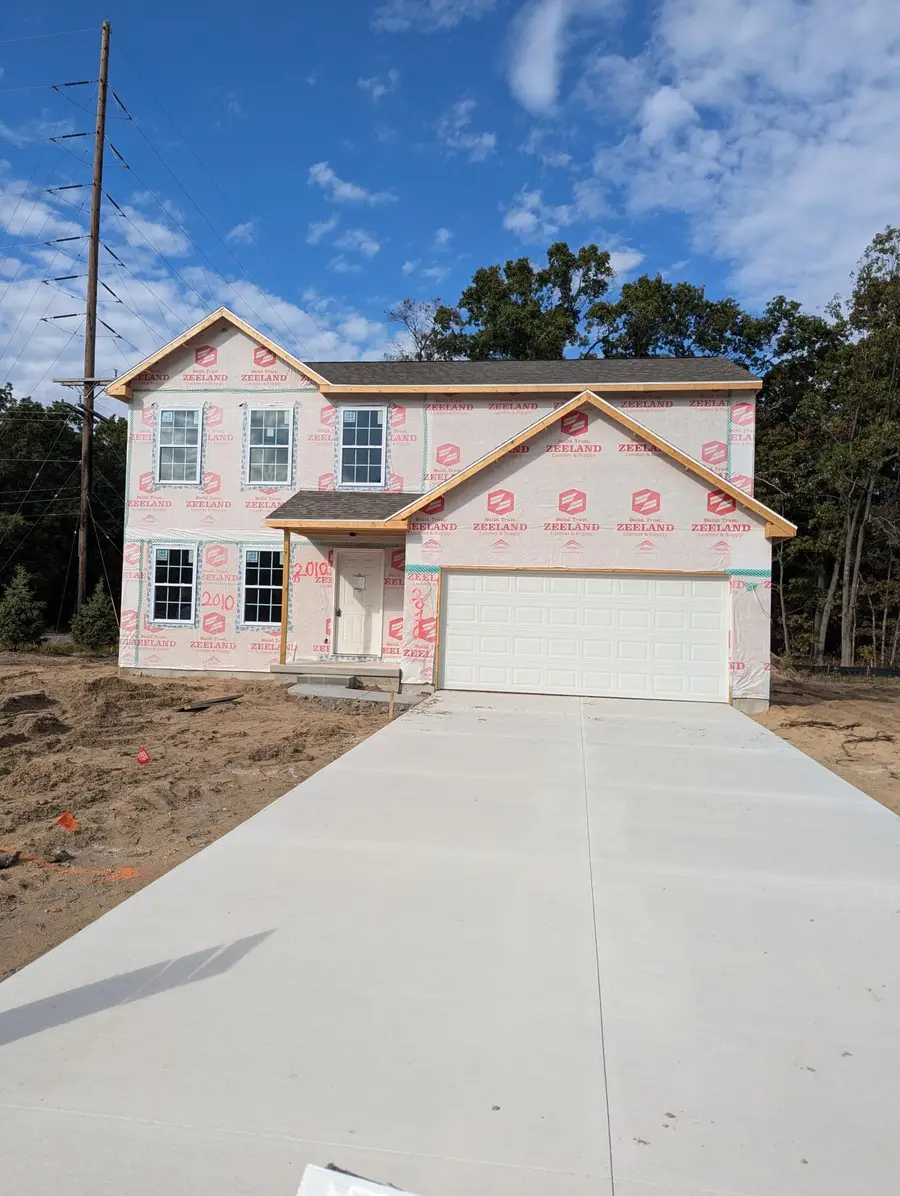 2010 Kristin Court, Muskegon, MI 49442 - Image #2