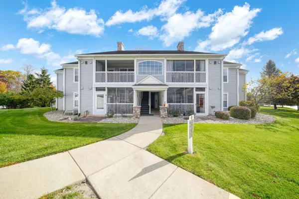 759 W Barrington Circle, Jackson, MI 49203