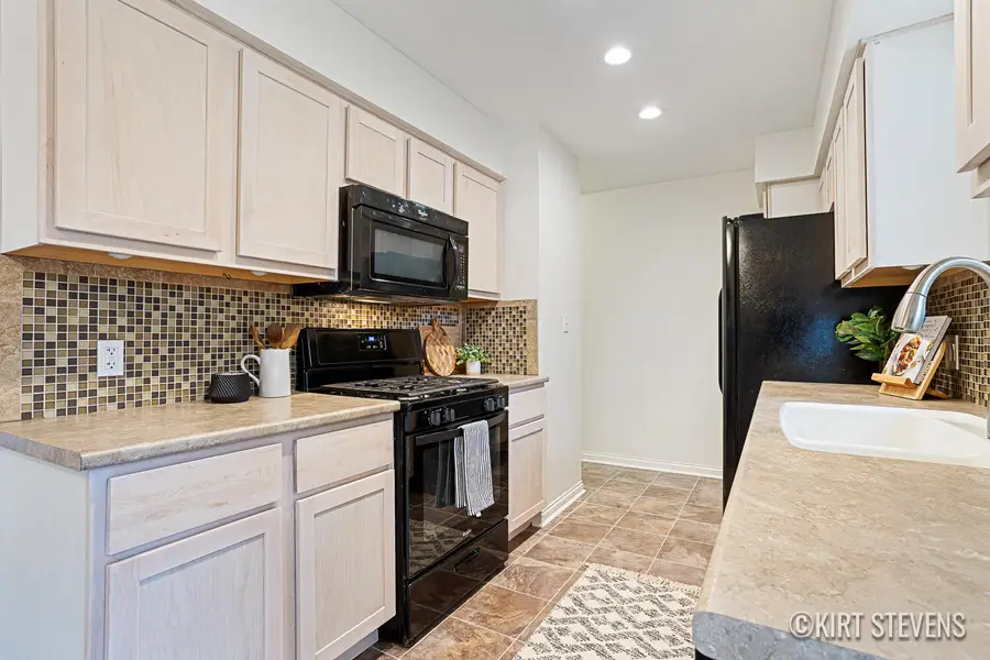 3901 Hazelwood Avenue Sw, Wyoming, MI 49519 - Image #3