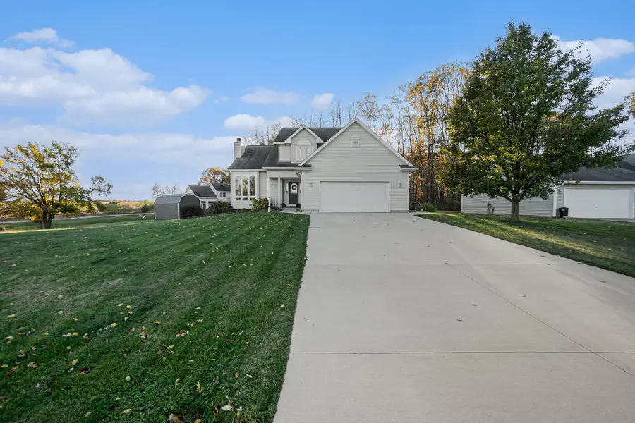 930 S Brinton Road, Lake Isabella, MI 48893 - Image #3