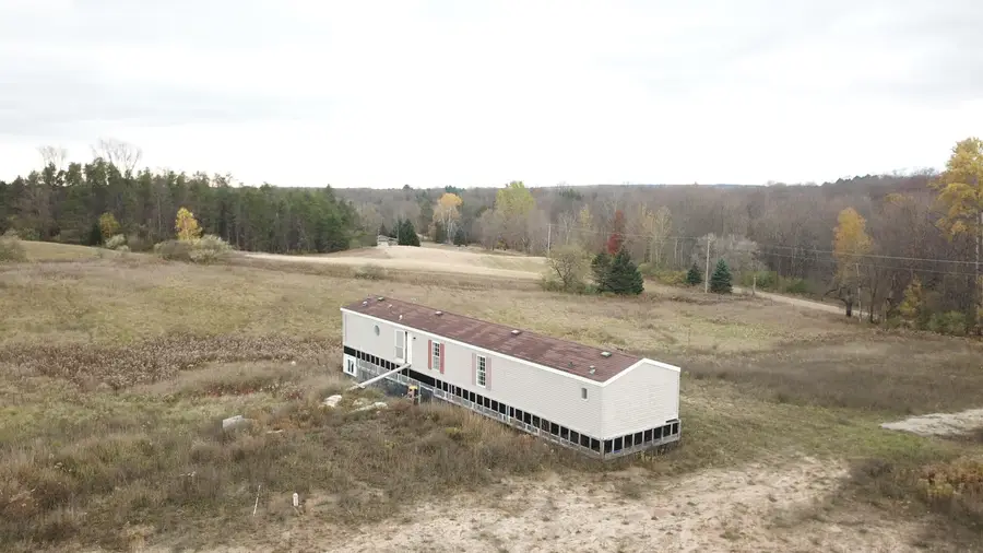 14220 N Beech Avenue, Reed City, MI 49677 - Image #3