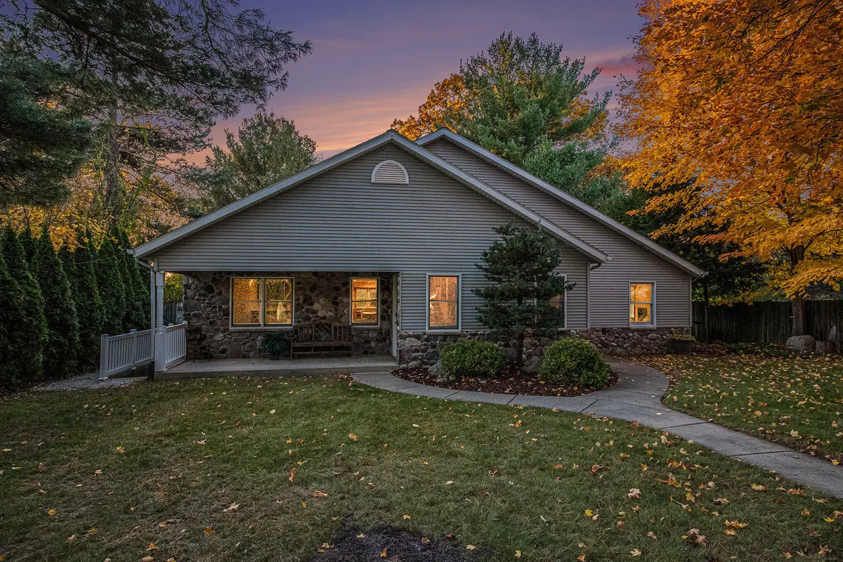 2932 S 3rd Street, Niles, MI 49120 - Image #1