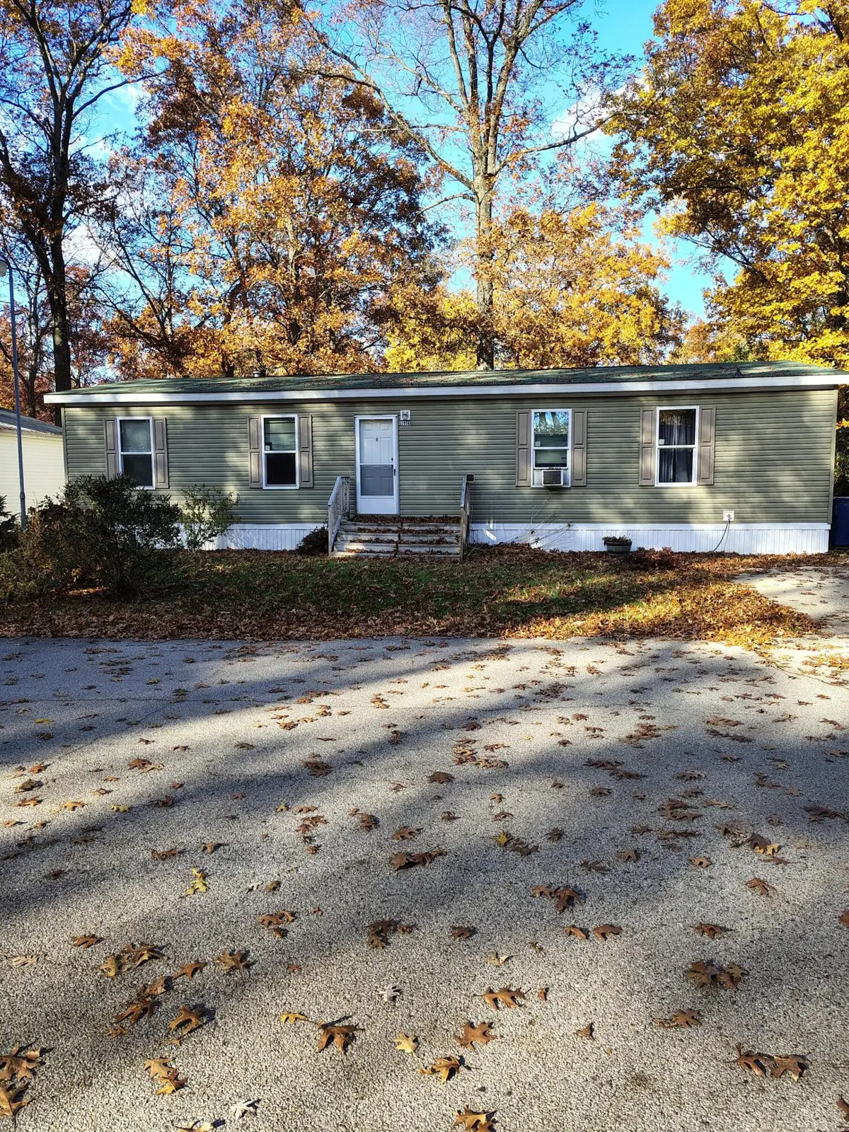 3956 Fleetwood Ln Lane, Muskegon, MI 49442 - Image #1