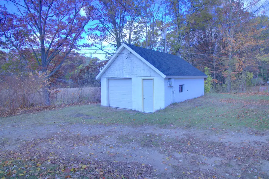 7405 E Howard City Edmore Road, Vestaburg, MI 48891 - Image #3