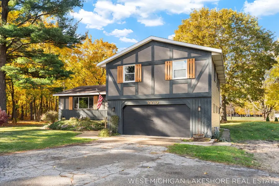 2210 S 58th Street, Fennville, MI 49408 - Image #3