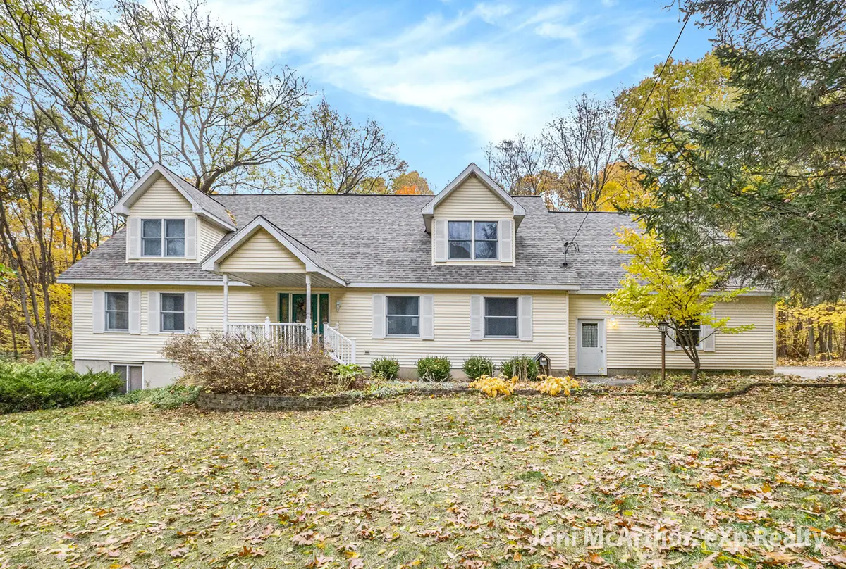 7504 Lincoln Lake Road Ne, Belding, MI 48809 - Image #1