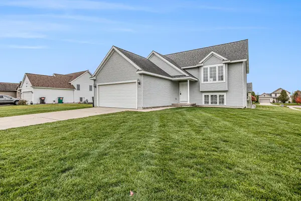 6911 Shady Knoll Drive Se, Caledonia, MI 49316