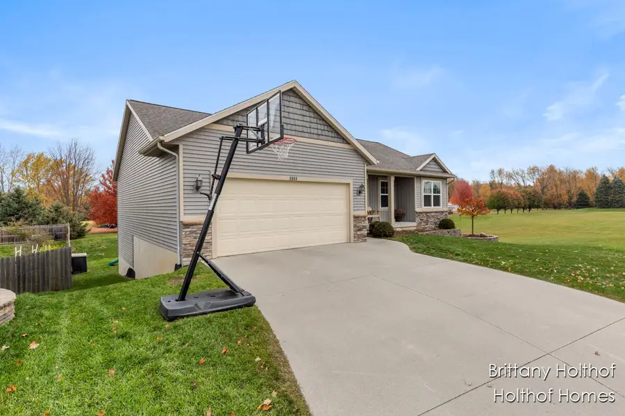 5885 Farmview Drive, Allendale, MI 49401 - Image #2