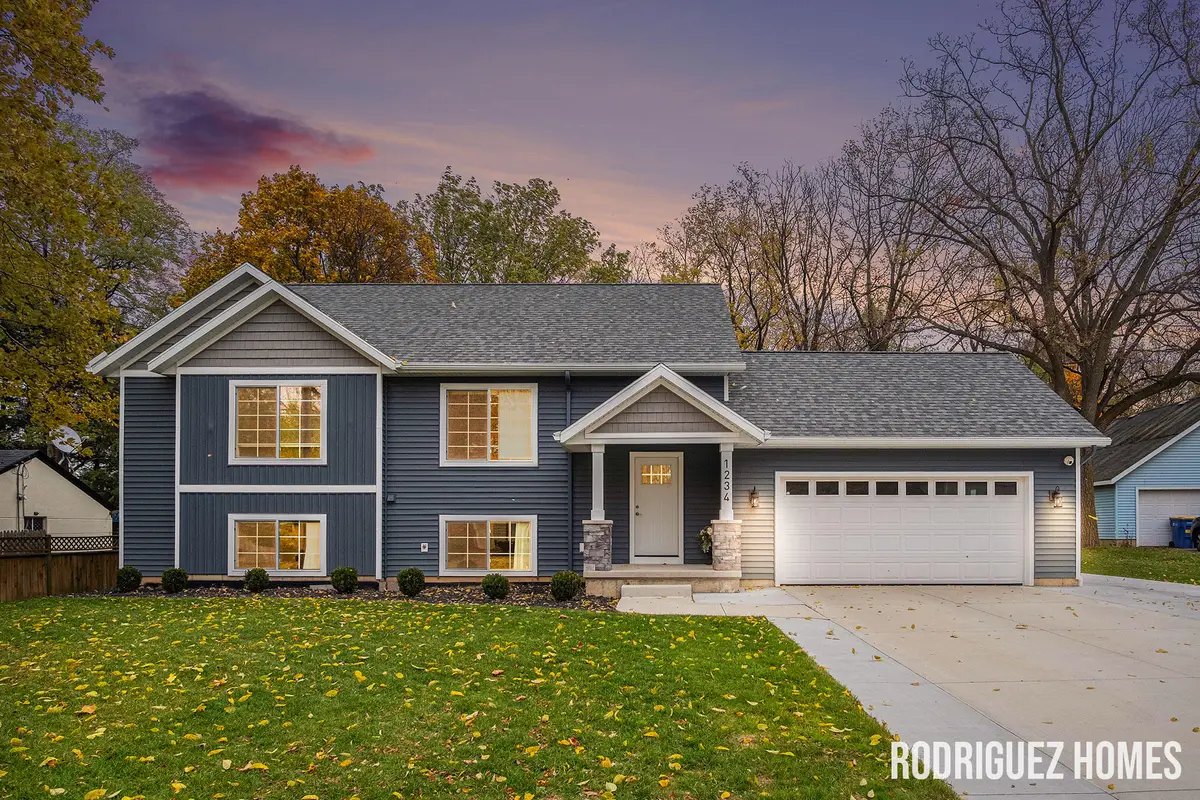 1234 Northrup Avenue Nw, Grand Rapids, MI 49504 - Image #1