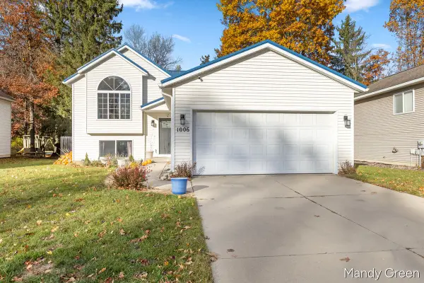 1006 Sprucewood Drive, Greenville, MI 48838
