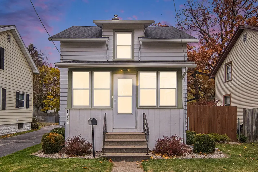 1324 E North Street, Jackson, MI 49202 - Image #2