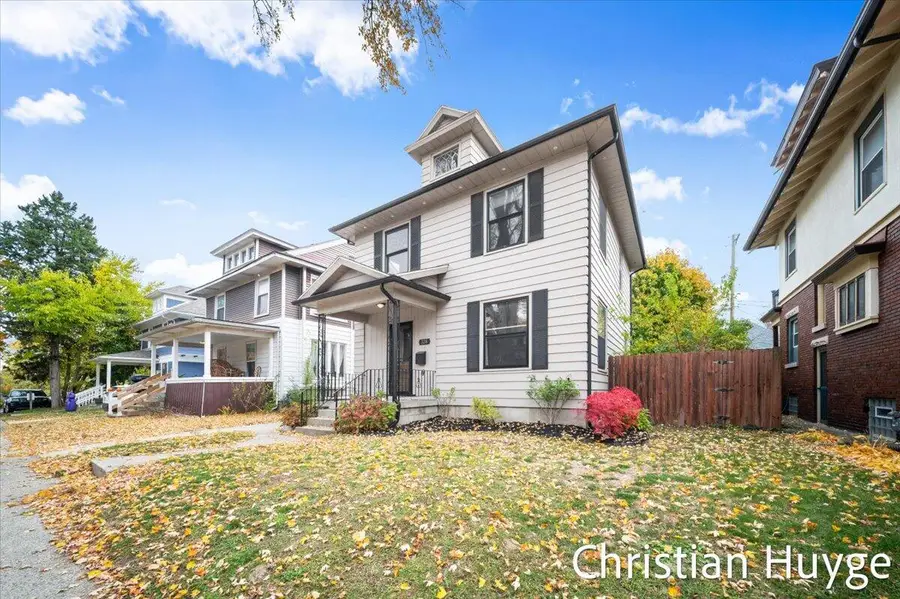 328 Carlton Avenue Se, Grand Rapids, MI 49506 - Image #3