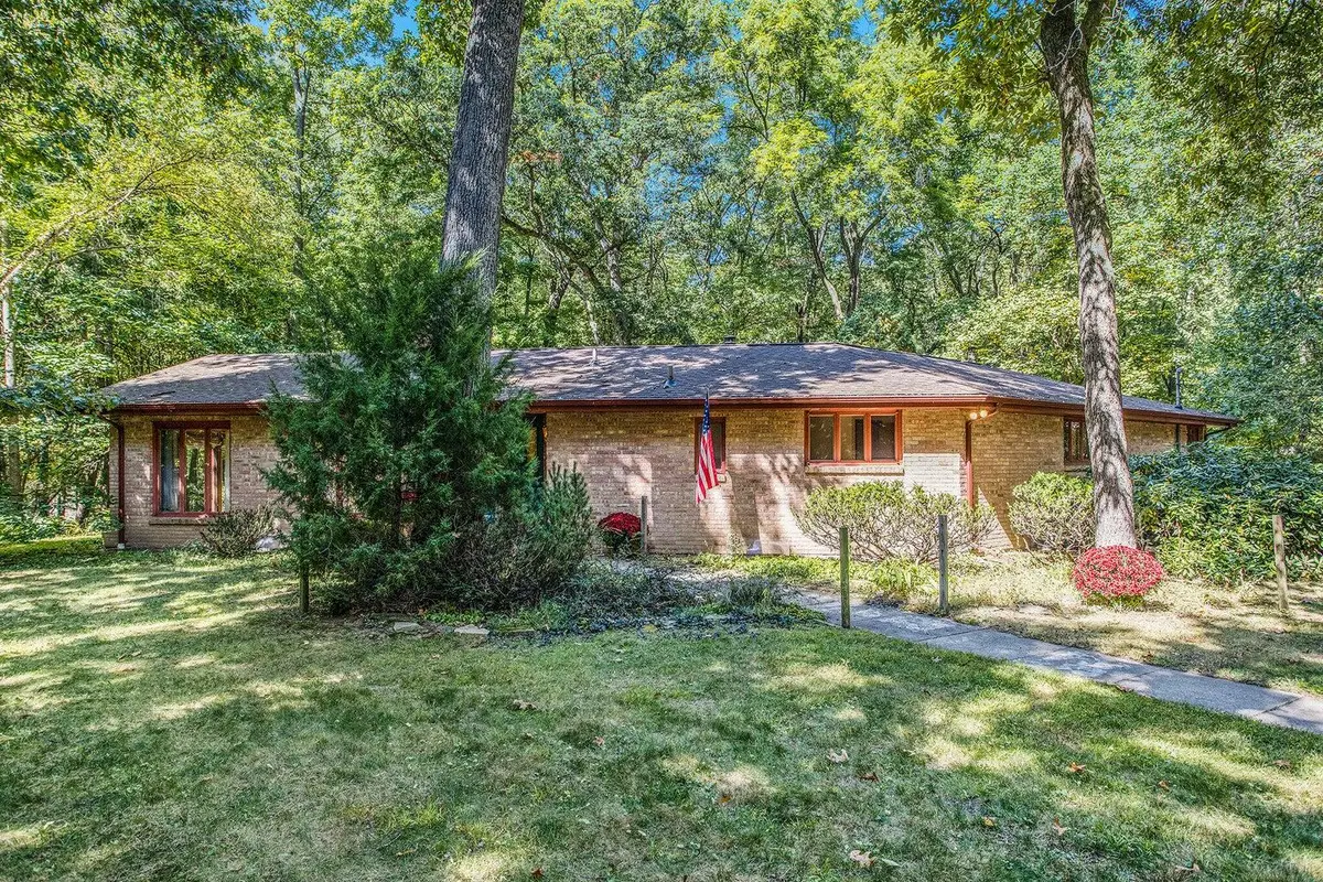 10010 Lloy Street, Portage, MI 49024 - Image #1