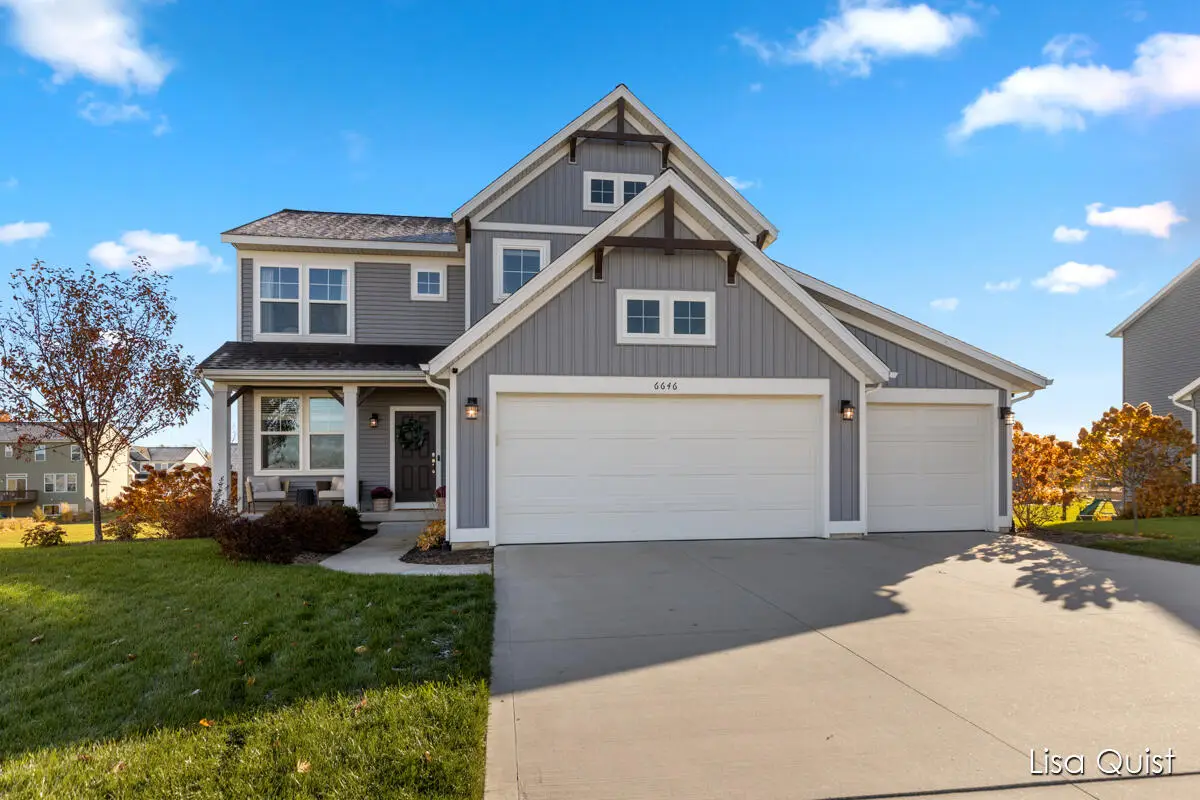 6646 Woodhill Drive Ne, Rockford, MI 49341 - Image #1
