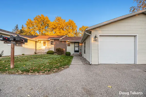 3062 Riviera Court Se, Kentwood, MI 49512