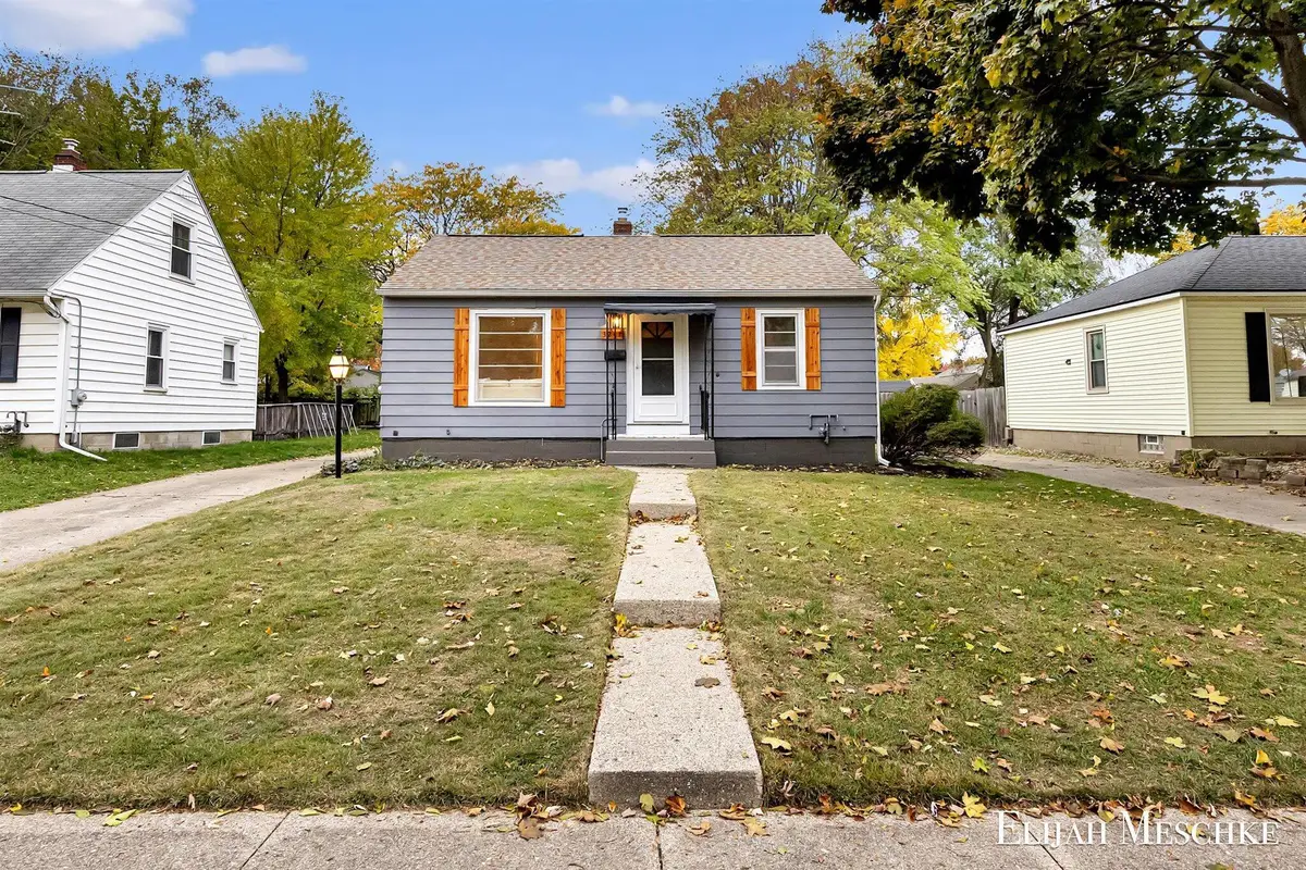 3241 Birchwood Avenue Sw, Wyoming, MI 49548 - Image #1