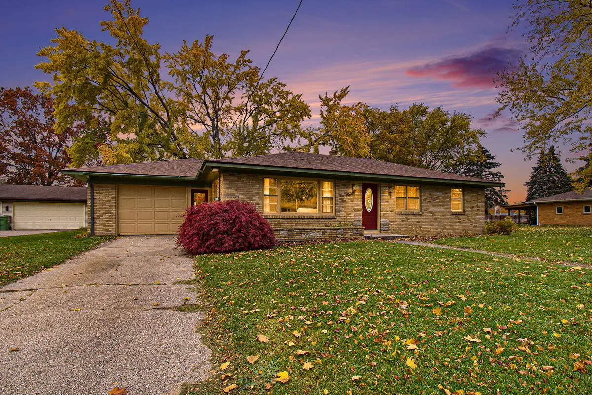 4303 Billmar Street Sw, Grandville, MI 49418 - Image #1