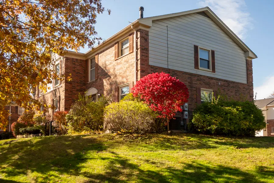 6222 Pepper Hill Street, West Bloomfield, MI 48322 - Image #2