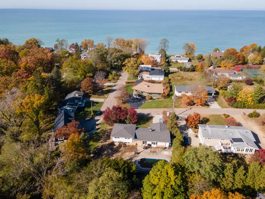 48102 W Mckean Drive, New Buffalo, MI 49117 - Image #3