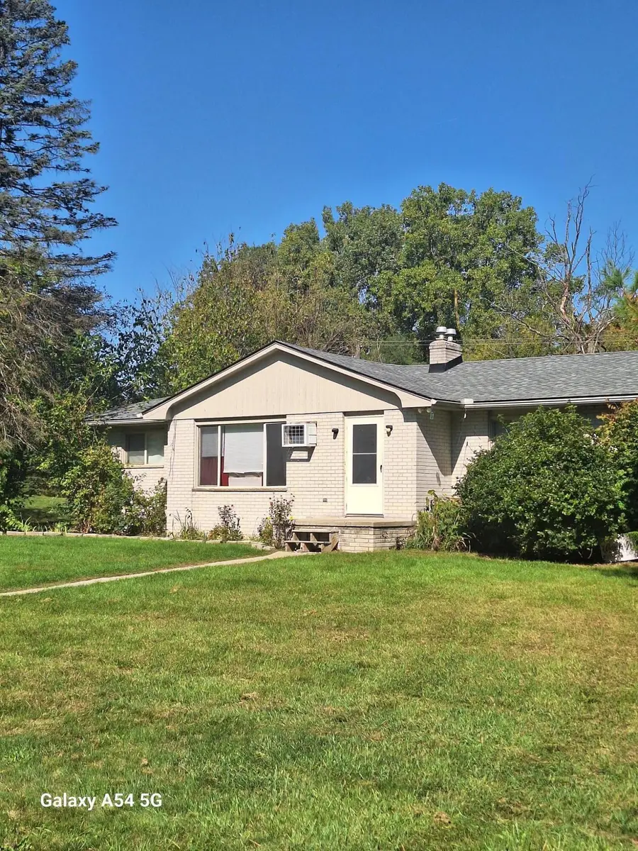 3871 Judd Road, Milan, MI 48160 - Image #2
