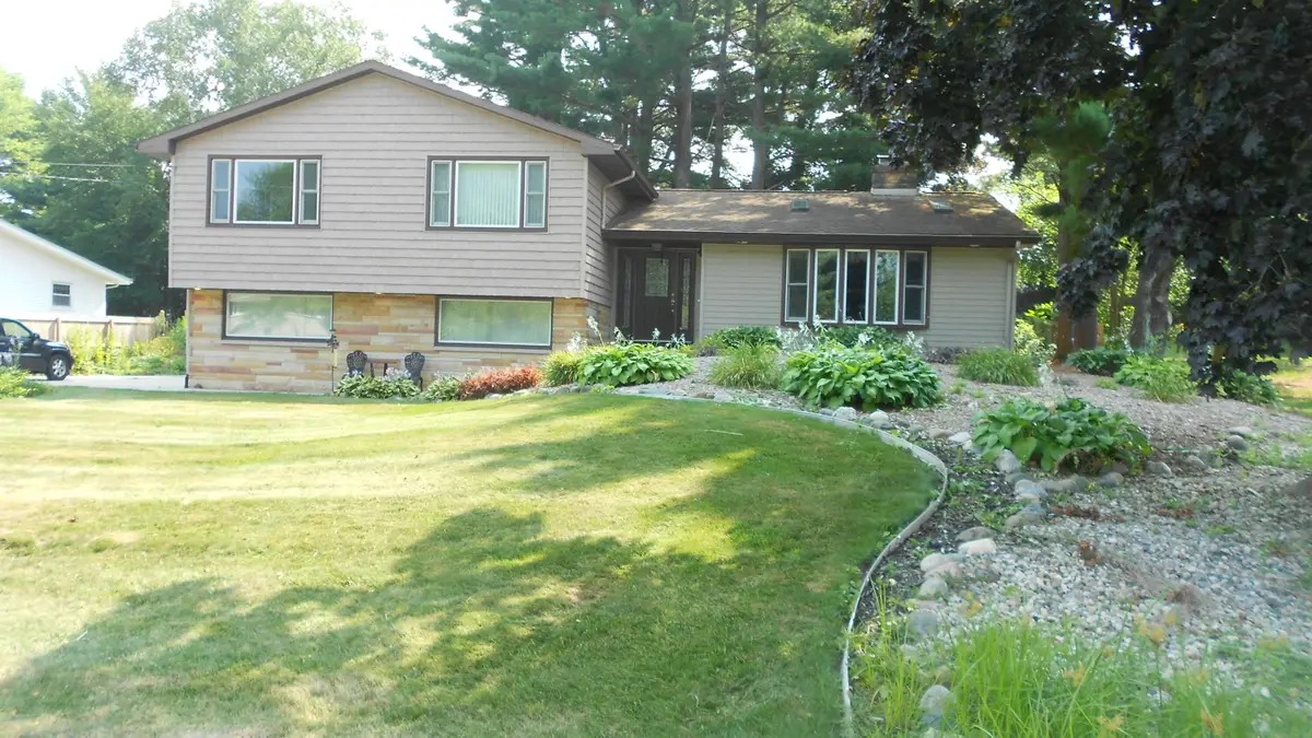 1090 Cadet Lane, Kalamazoo, MI 49009 - Image #1